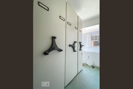 Casa à venda com 268m², 3 quartos e 1 vagaÁrea de serviço - cómodo superior