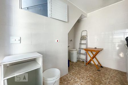 Casa à venda com 268m², 3 quartos e 1 vagaÁrea de serviço