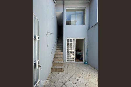 Casa à venda com 268m², 3 quartos e 1 vagaQuintal dos fundos