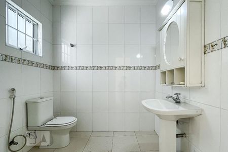 Casa à venda com 268m², 3 quartos e 1 vagaBanheiro