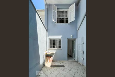 Casa à venda com 268m², 3 quartos e 1 vagaQuintal dos fundos