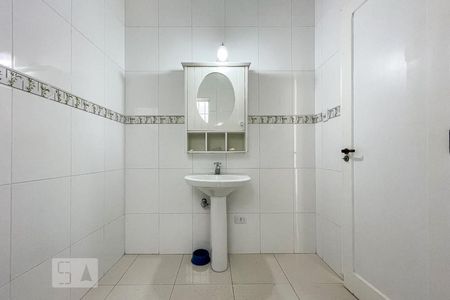 Casa à venda com 268m², 3 quartos e 1 vagaBanheiro