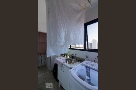 Apartamento à venda com 160m², 2 quartos e 3 vagasÁrea de Serviço