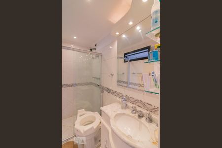 Apartamento à venda com 160m², 2 quartos e 3 vagasBanheiro Suíte 2