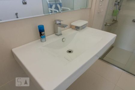 Apartamento à venda com 160m², 2 quartos e 3 vagasBanheiro 1 Suíte 1