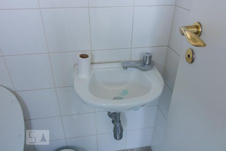 Apartamento à venda com 160m², 2 quartos e 3 vagasBanheiro de Serviço