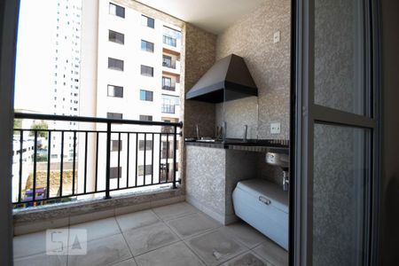 Apartamento para alugar com 61m², 2 quartos e 1 vagaSacada