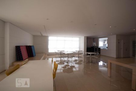 Apartamento para alugar com 61m², 2 quartos e 1 vagaÁrea comum - Salão de festas