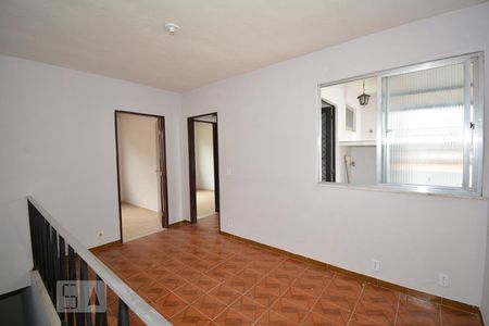 Sala de casa de condomínio para alugar com 2 quartos, 48m² em Oswaldo Cruz, Rio de Janeiro