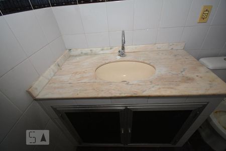 Casa de condomínio para alugar com 48m², 2 quartos e 1 vagaBanheiro