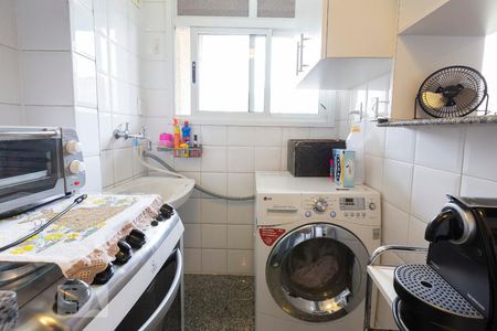 Apartamento para alugar com 58m², 2 quartos e 1 vagaÁrea de Serviço