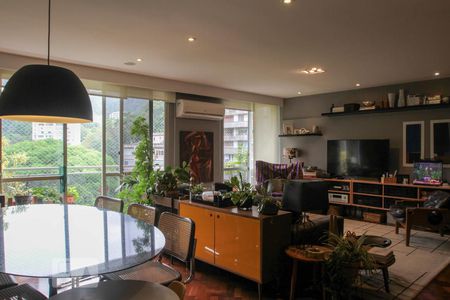Sala de apartamento à venda com 4 quartos, 140m² em Gávea, Rio de Janeiro