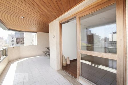 SACADA de apartamento para alugar com 3 quartos, 150m² em Auxiliadora, Porto Alegre