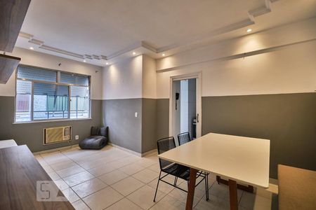Sala de apartamento para alugar com 2 quartos, 70m² em Rio Comprido, Rio de Janeiro