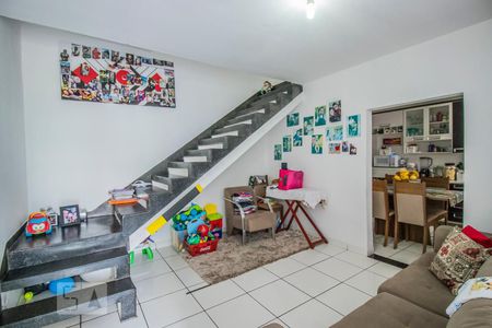 Casa à venda com 207m², 5 quartos e 1 vagaSala - Edícula