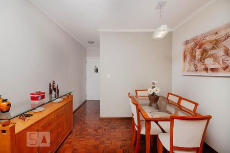 Detalhe Sala de apartamento para alugar com 2 quartos, 98m² em Petrópolis, Porto Alegre