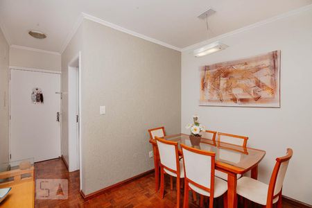 Sala detalhe de apartamento para alugar com 2 quartos, 98m² em Petrópolis, Porto Alegre