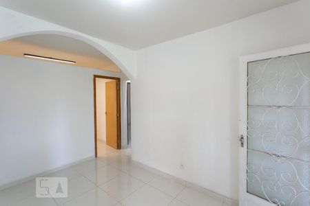 Sala de casa à venda com 3 quartos, 360m² em Santa Cruz, Belo Horizonte