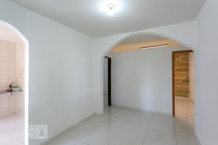 Sala de casa à venda com 3 quartos, 360m² em Santa Cruz, Belo Horizonte