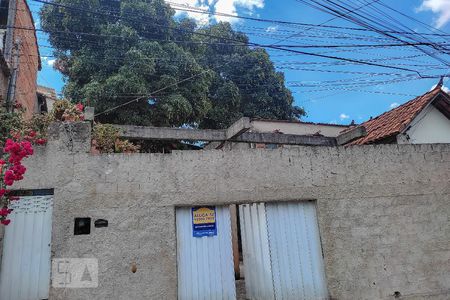 Casa à venda com 360m², 3 quartos e 1 vagaFachada