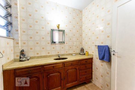 Apartamento para alugar com 70m², 2 quartos e sem vaga Apartamento para alugar com 70m², 2 quartos e sem vagaBanheiro