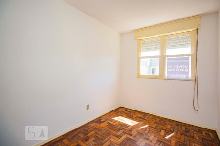 Quarto de apartamento à venda com 1 quarto, 40m² em Sarandi, Porto Alegre