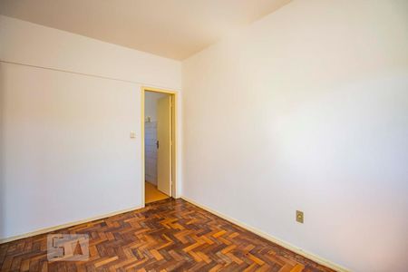 Quarto de apartamento à venda com 1 quarto, 40m² em Sarandi, Porto Alegre