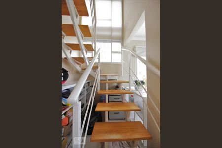Apartamento para alugar com 159m², 3 quartos e 3 vagasEscadas