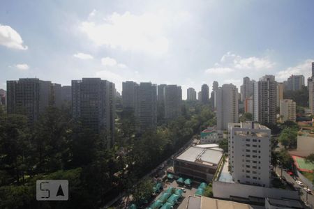 Apartamento para alugar com 159m², 3 quartos e 3 vagasVista da varanda