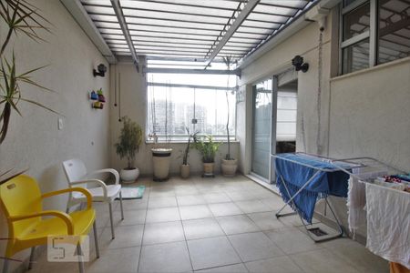 Apartamento para alugar com 159m², 3 quartos e 3 vagasVaranda