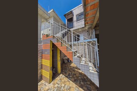 Casa à venda com 120m², 4 quartos e sem vagaEscadas