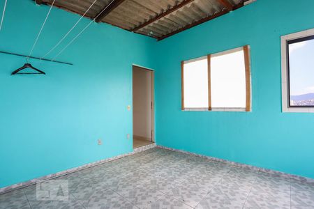 Casa à venda com 120m², 4 quartos e sem vagaLavanderia