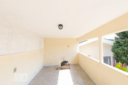 Casa à venda com 240m², 2 quartos e 1 vagaGaragem