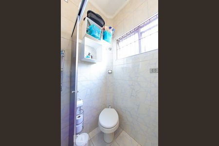 Casa à venda com 240m², 2 quartos e 1 vagaBanheiro