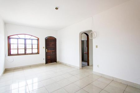 Sala de casa à venda com 3 quartos, 138m² em Condomínio Maracanã, Santo André