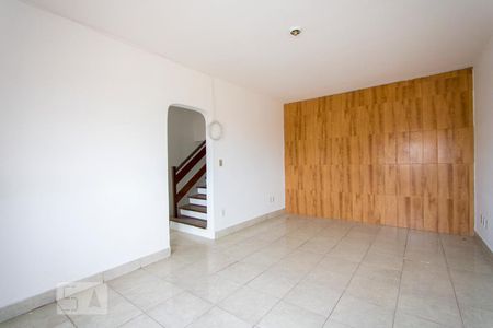 Sala de casa à venda com 3 quartos, 138m² em Condomínio Maracanã, Santo André