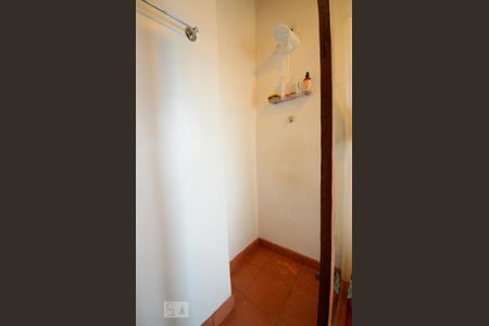 Casa à venda com 500m², 6 quartos e sem vagaBanheiro da Suíte 2