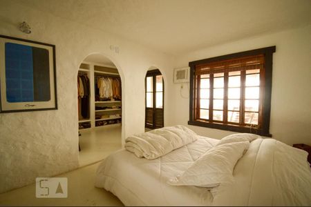 Casa à venda com 500m², 6 quartos e sem vagaSuíte 1