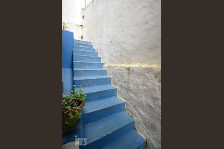 Casa à venda com 500m², 6 quartos e sem vagaEscada para o Studio