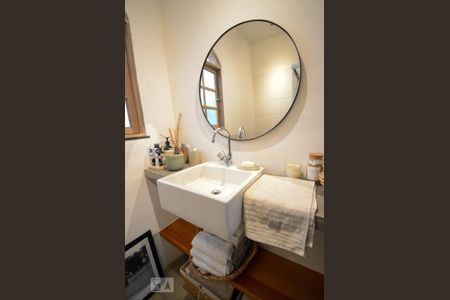 Casa à venda com 500m², 6 quartos e sem vagaBanheiro do Studio