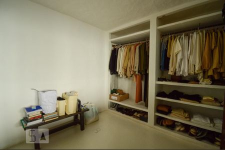 Casa à venda com 500m², 6 quartos e sem vagaCloset da suíte 1