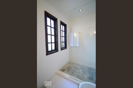 Casa à venda com 500m², 6 quartos e sem vagaBanheiro da Suíte 1