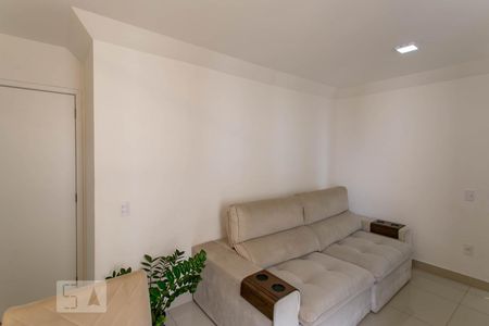 Sala de apartamento à venda com 2 quartos, 65m² em Planalto, Belo Horizonte