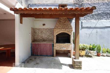 Apartamento à venda com 125m², 2 quartos e 1 vaga Apartamento à venda com 125m², 2 quartos e 1 vagaChurrasqueira