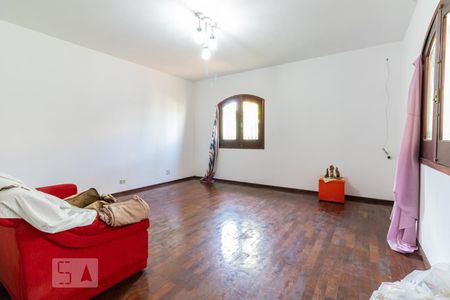 Sala de casa para alugar com 4 quartos, 202m² em Vila Marari, São Paulo