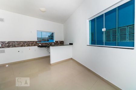 Sala e Cozinha de apartamento para alugar com 1 quarto, 45m² em Vila Isolina Mazzei, São Paulo