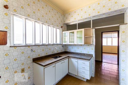 Casa à venda com 185m², 4 quartos e 2 vagas Casa à venda com 185m², 4 quartos e 2 vagasCozinha