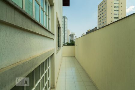 Vista da sala de casa à venda com 3 quartos, 300m² em Saúde, São Paulo