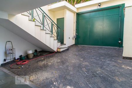 Casa à venda com 300m², 3 quartos e 7 vagasGaragem