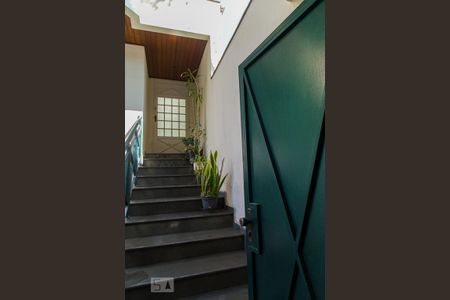 Casa à venda com 300m², 3 quartos e 7 vagasHall de entrada